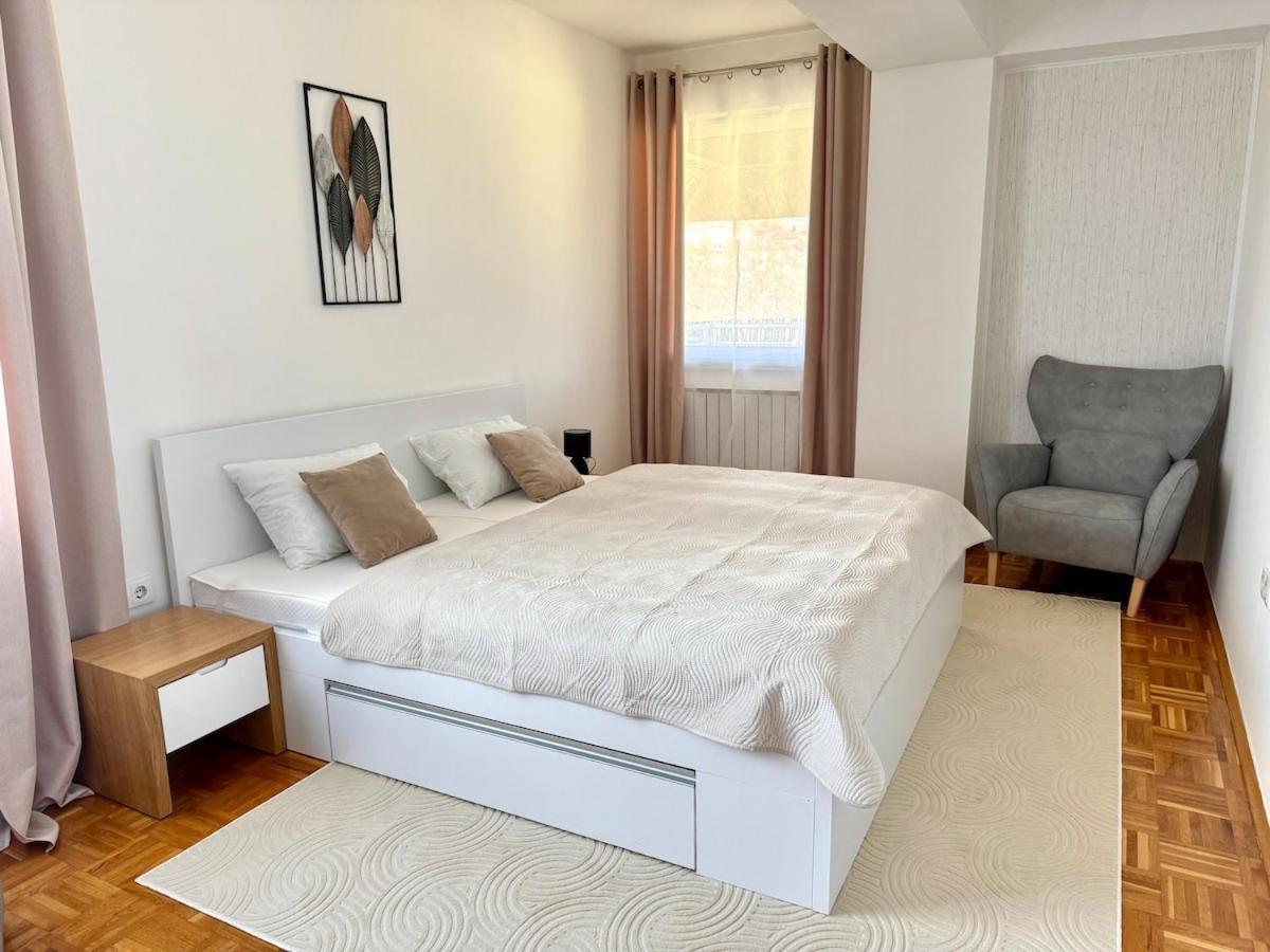 Modern & Complete 2bdr With Free Parking SJJ